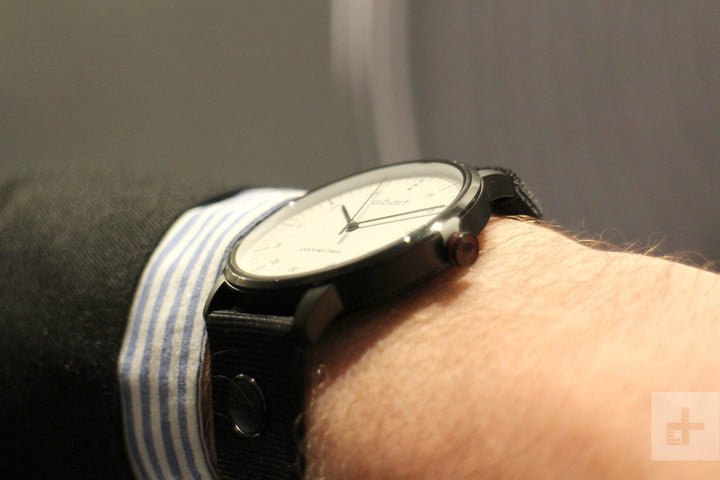 WearablesGlobal's tweet photo. You can control A.B. Art’s Touch X hybrid watch with gestures #Watchmaker #Hybrid(biology) #BachelorofArts https://t.co/tCDUdckxLk https://t.co/ZMu31PWbss