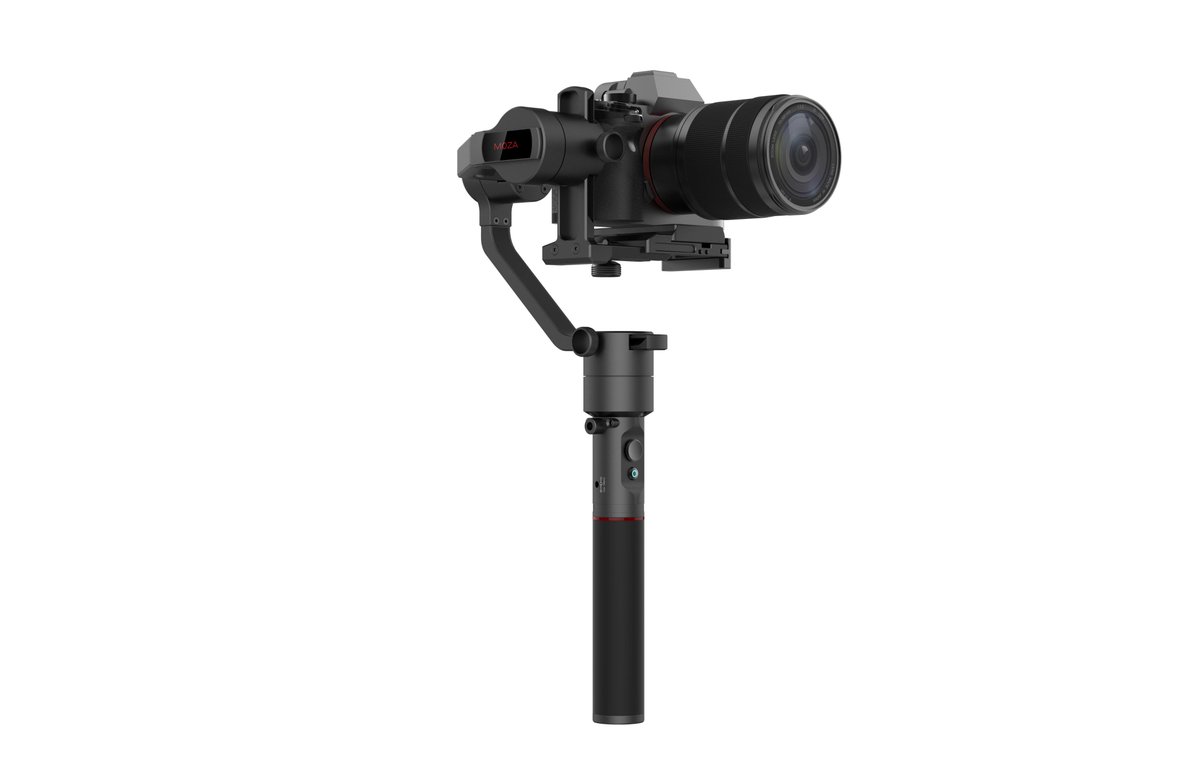 ROBISA's tweet photo. Ya están disponibles los nuevos modelos de gimbals de @gudsentech MOZA: el modelo #AIRCROSS con o sin #thumbcontroller hasta 1,8 kg para #mirrorless y el nuevo Guru 360º AIR profesional .
https://t.co/ym5UBbFivz
#MOZAAIRCROSS #MOZAGURU360AIR #gimbal https://t.co/0jDiUczfVD