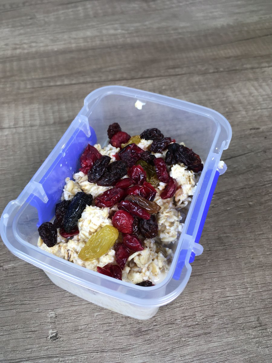 Fit2WorkUK's tweet photo. Today's breakfast: oats with raisins and cranberries
Find out more about healthy breakfast recipes that you can take to work: https://t.co/0T4uBxOkWC https://t.co/lPwKtNAcZW