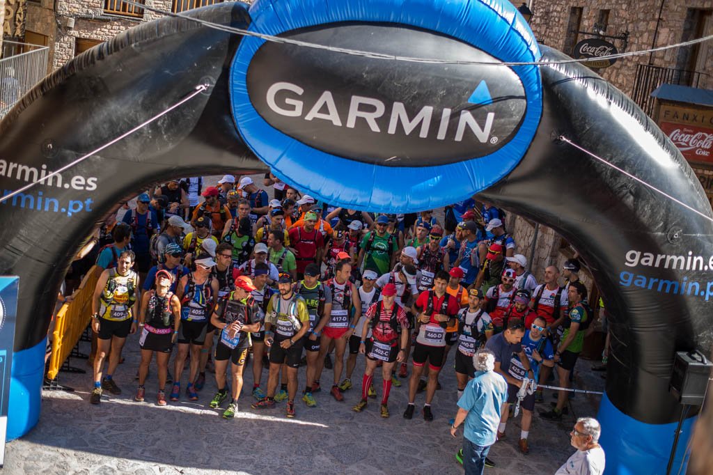 GarminTeamTrail's tweet photo. Los fines de semana son mejores si hay deporte de por medio. La #GarminTeamTrail te proporciona esa dosis... ¡e incluso más con 2️⃣0️⃣3️⃣kms! Acepta el desafío, únete a la aventura. Más info e inscripciones en https://t.co/GEm8NNz78G https://t.co/rIfOTSxE4o