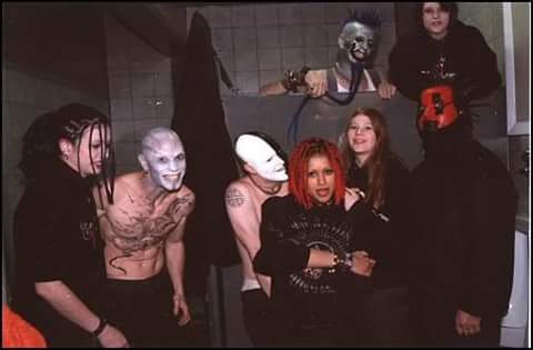 MetalNick's tweet image. #MuDvAyNe #Kittie #NuMetal #AllInTheFamily #Spit #LD50