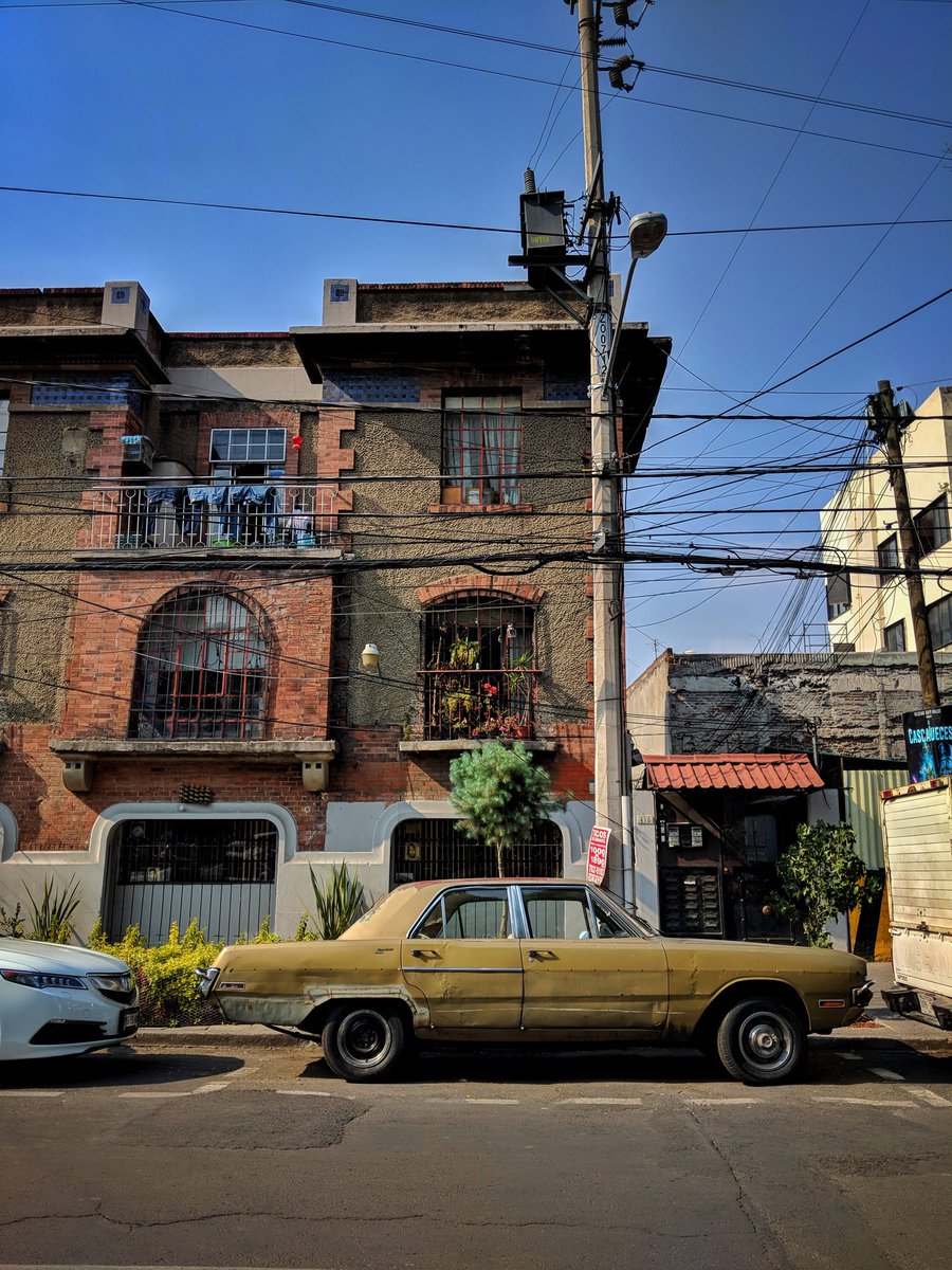 RoryFHSmith's tweet photo. Back from Mexico City and still hankering after a Jeep Wagoneer... https://t.co/JgqiiiphCT