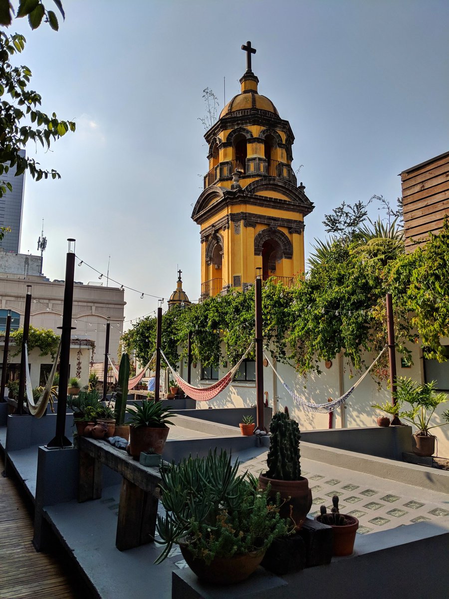 Back from Mexico City and still hankering after a Jeep Wagoneer...