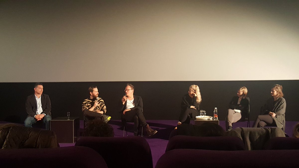 AmreiAndrasch's tweet photo. Podiumsdiskussion nach der Filmvorfรผhrung "Die Stille Revolution", ein Kinofilm zum #Kulturwandel in der #Arbeitswelt. Sehenswerter Film, alleine um eine weitere Diskussion รผber unsere derzeitige Arbeitswelt und die neuen Trends anzuregen.#newwork #purpose #knowwhy #letsworkonit https://t.co/KuAXqPTNL8