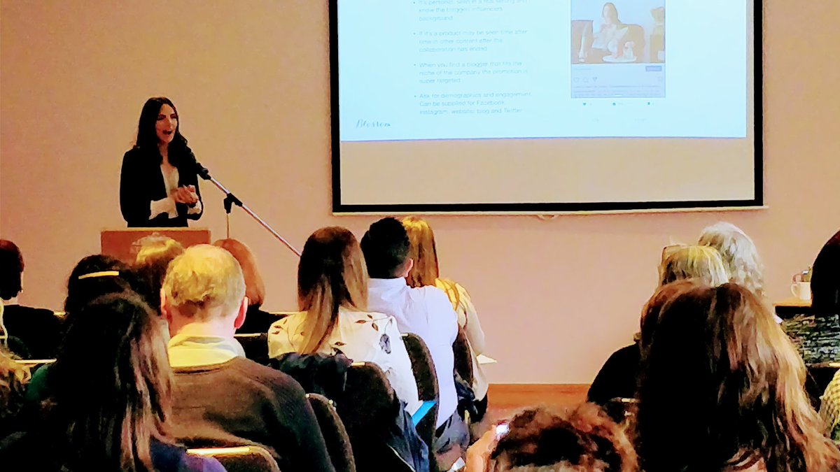 DonalMonaghan1's tweet photo. Anna @blossomingbird talks through her journey as an influencer, balancing her activity online with her career and family responsibilities, how she engages with followers and how the demands of her online audience are changing over time #DigiTalkNI https://t.co/2aPWCzUOrs