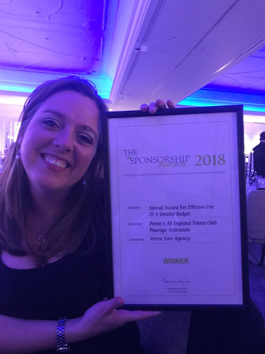 There was cause for celebration last night at The Sponsorship Awards (@SponsNews) in the Grosvenor Hotel, London as we picked up the Special Award for Effective Use of A Smaller Budget for our work on #Pimms at Wimbledon. Congratulations Team. @Diageo_News 
#eventprofs #Awards