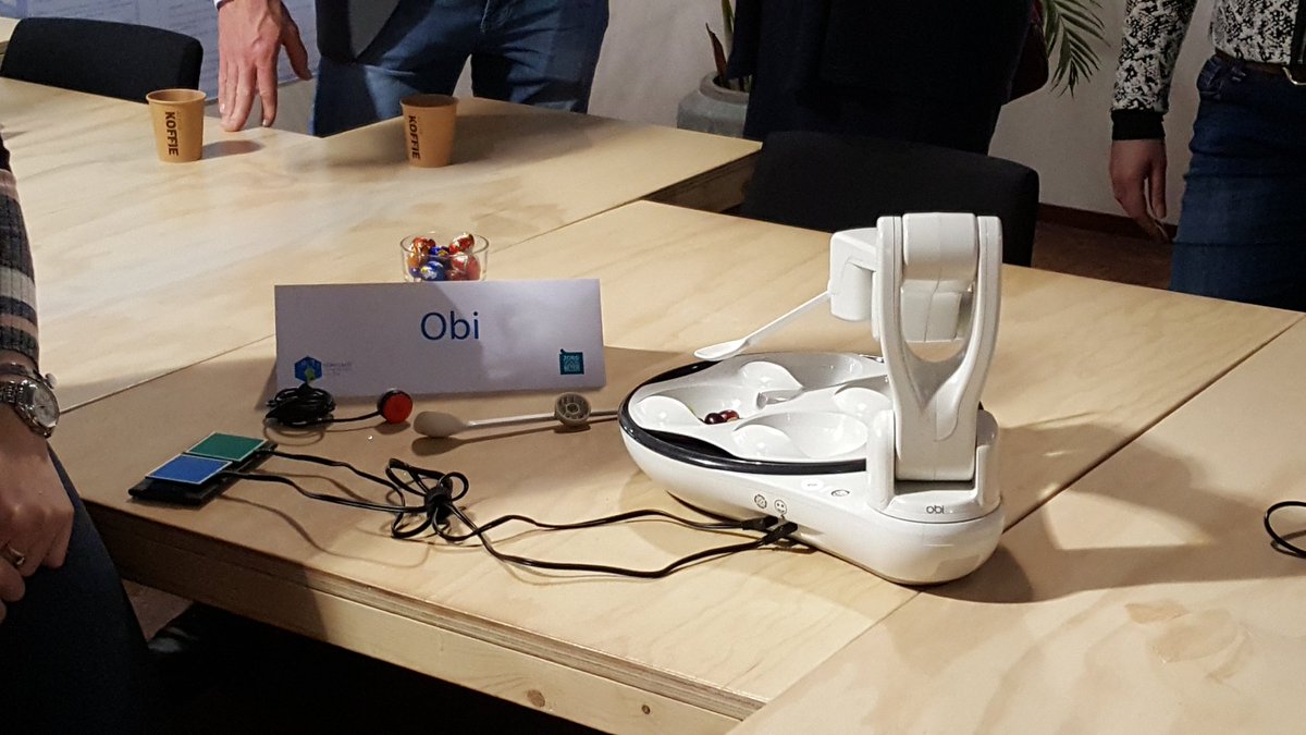 jochemooijevaar's tweet photo. Mooie ideeën en ervaringen op de zinvolle robotica in de ouderenzorg bijeenkomst van @VilansNL https://t.co/LPMaohcLM3