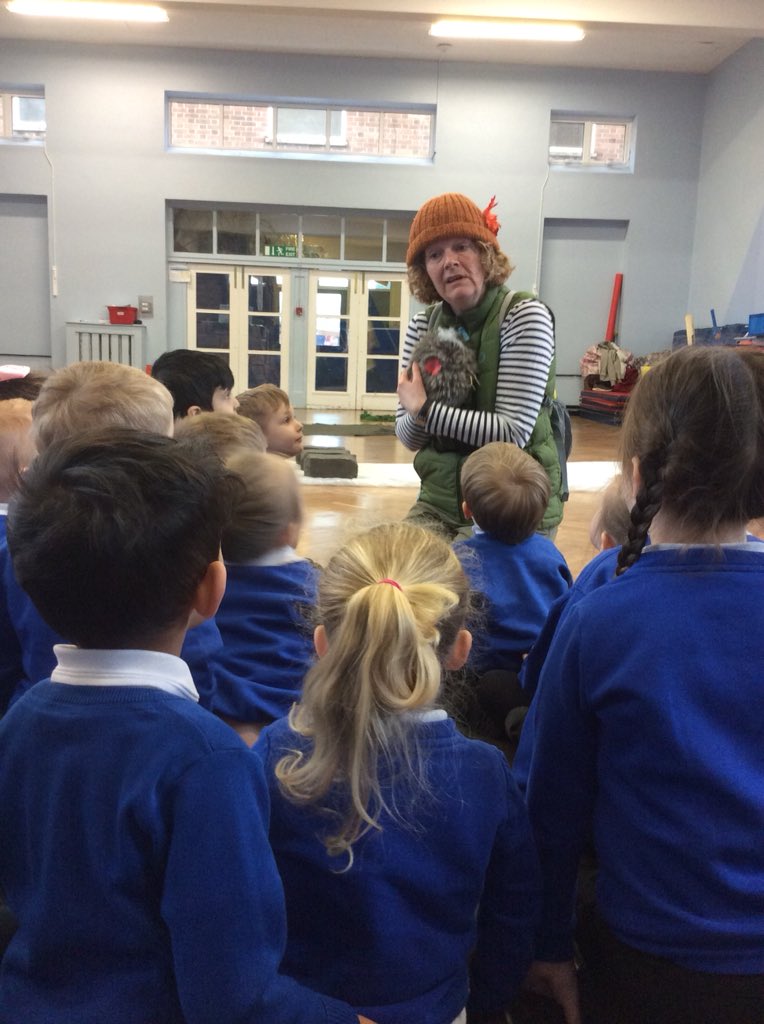 HillstonePS's tweet photo. We found a hedgehog. The poor thing’s house had been destroyed in a storm @PlayHouseBham #languagealive #hpseyfs https://t.co/Ln6rlbUXi9