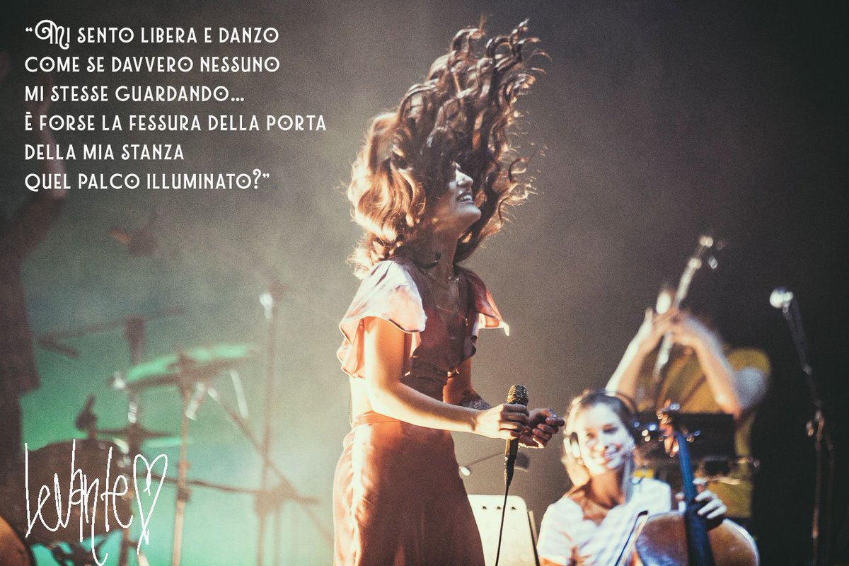levantecanta's tweet photo. "Metà di me non sa più dove vorrebbe andare, l'altra vuole restare..."
Stasera il meraviglioso Teatro Regio di Parma sarà la cornice del penultimo show di #CaosInTeatro. #ParmaNelCaos è sold out! [crew] https://t.co/eeRgCnjf68