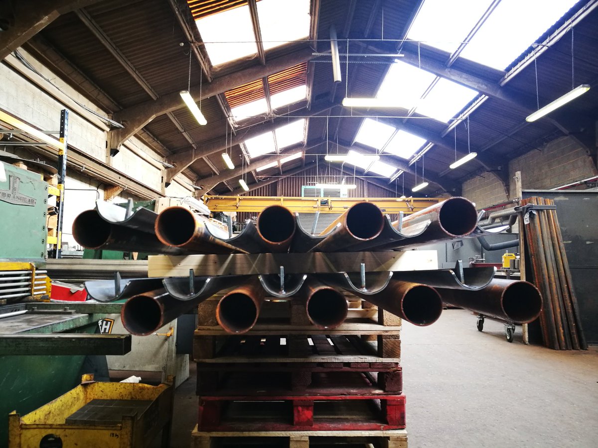 sculptor_43's tweet photo. A great meeting discussing a new working partnership with @Birch_Ltd
My sculpture for the new London office @Carla_IBIGroup @ibigroup will be our first adventure
Thank you Steve Hymas for your time and energy #creativemine #creativemineIBI #lasercutting https://t.co/56q0RS3CKT