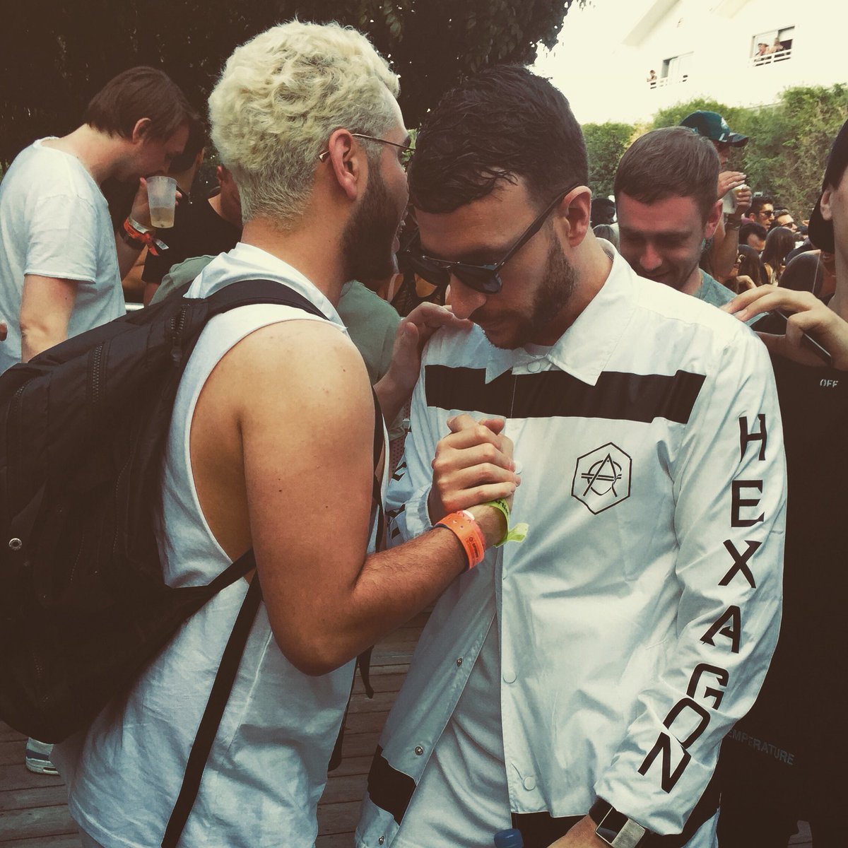 antoinedelvig's tweet photo. @DonDiablo Was really great to meet you. 🤝 https://t.co/JitAflc8U7