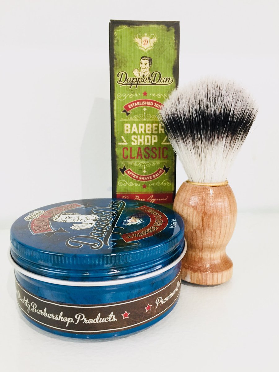 STAN69NL's tweet photo. De absolute scheerbelving! Nu met gratis scheerkwast bij aankoop set! https://t.co/v6AZASAdES