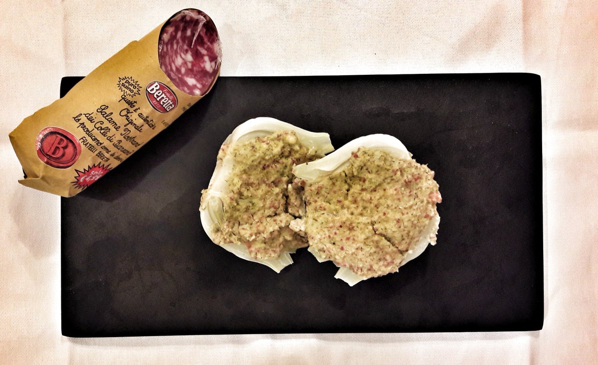 Oggi sul blog c'è la nuova ricetta per #BerettaLovers, quella dei "Finocchi gratinati al salame"
perunpugnodicapperi.it/2018/03/finocc…
<a href="/iFoodit/">iFood</a> <a href="/Fornelli_F_S/">FornelliFuoriSede</a> <a href="/lamammacuoco/">Elisa Russo</a> <a href="/SalumiBeretta/">Fratelli Beretta</a> 
#food #blog #roma
