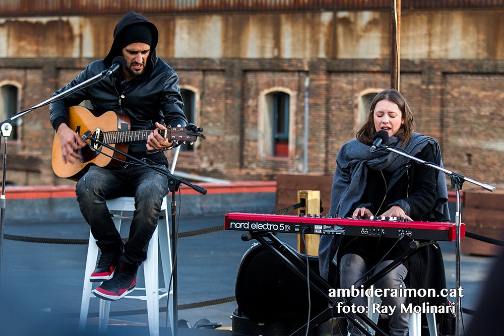 ambideraimon's tweet photo. Fotos de @morgan_musica al showcase de presentació de #Air al terrat de #EmotionTechnologies a #Barcelona
https://t.co/r1unGh1gXg
#ambideraimon @tbcprod #morgan https://t.co/NFNzdIl44v