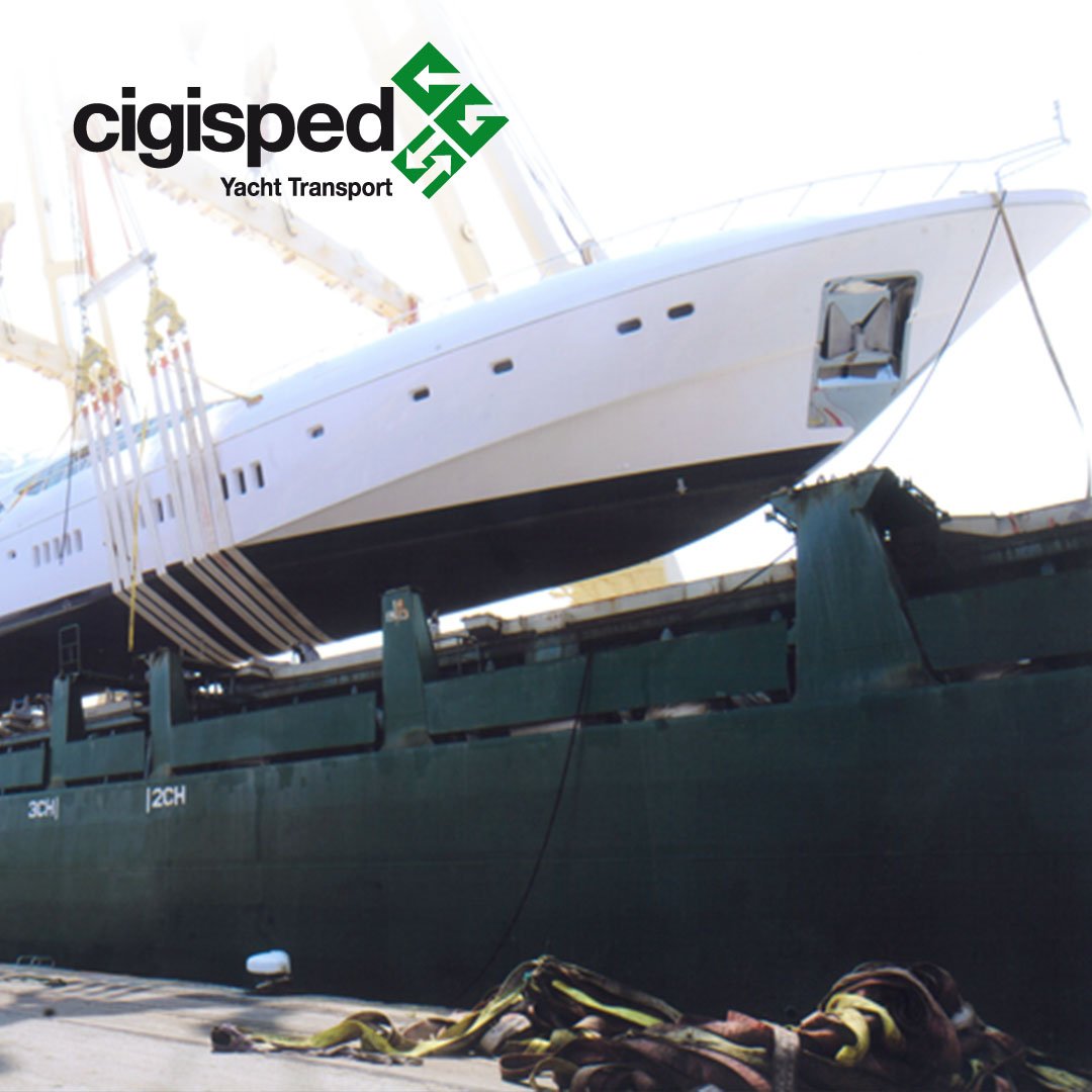 Cigisped_Genova's tweet photo. The office is supervised by Italian as well as Thailandese staff. The Group aims to strenghten its presence with the asiatic logistic market. #ChosingLaem #Chabang port has been dictated by the strategic position, in fact the area is located between #SamutPrakand and Rayong area https://t.co/ZLiC9VpjdF