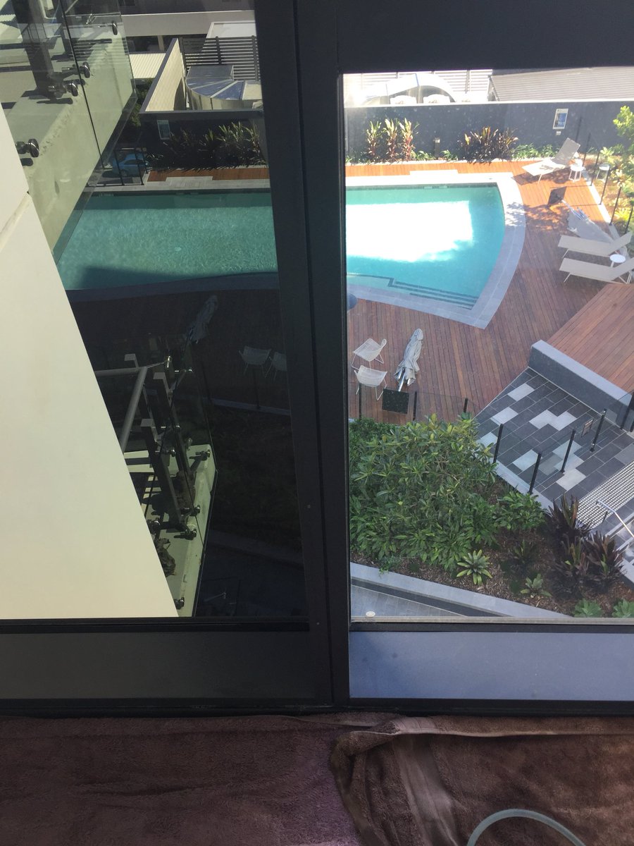EclipseBrisbane's tweet photo. Dark and medium tint installed to the bedrooms and living areas of this apartment, coming with a lifetime warranty 
#windowtintingbrisbane
#tintingbrisbane
#hometinting https://t.co/JkWdnhO3vw