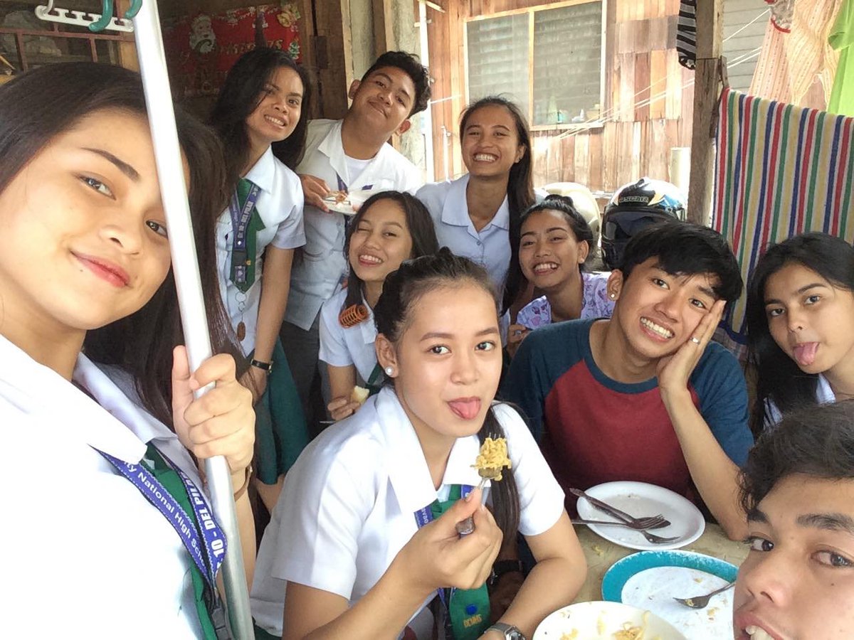 jemiluuh's tweet photo. a while ago @elaine11261 's pad #badgyals🤪 https://t.co/qT0XV4oxWK