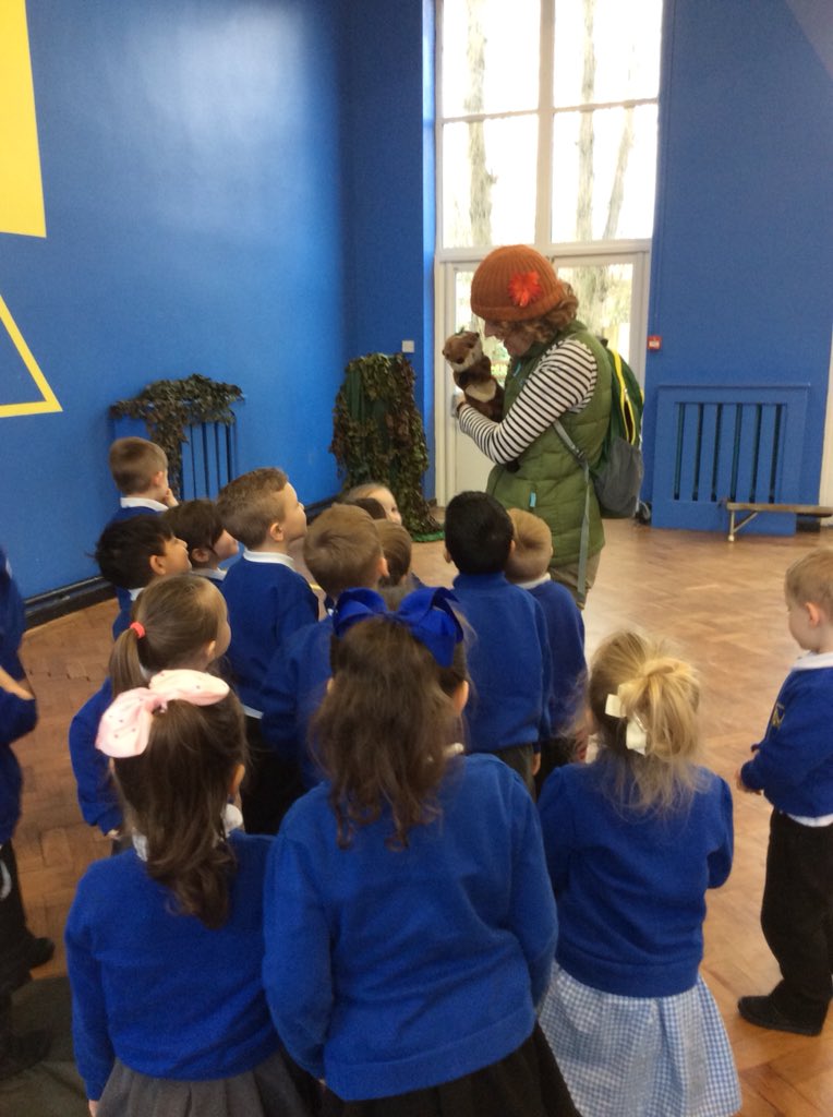 HillstonePS's tweet photo. We found Portly!!!! @PlayHouseBham #languagealive #hpseyfs https://t.co/6WlT6CH3vn