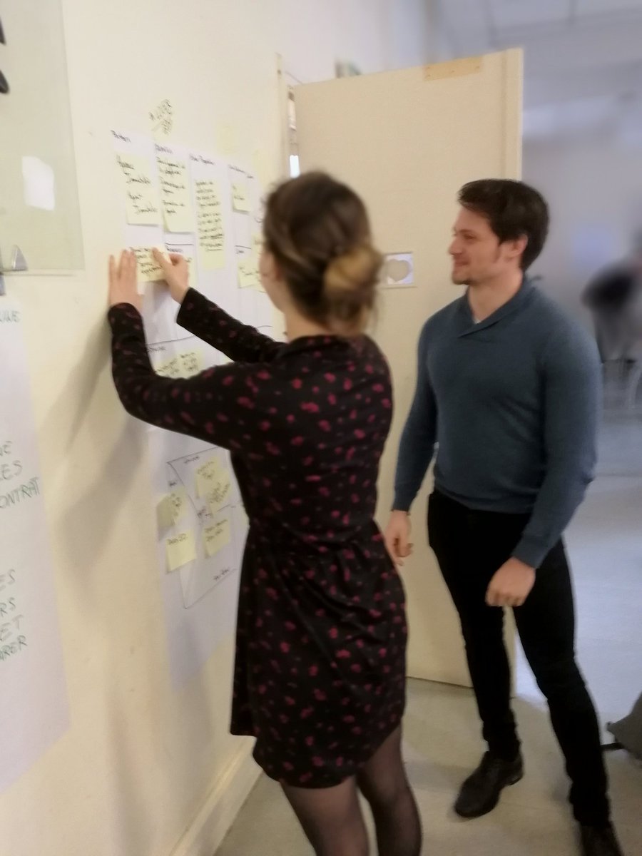 psl_univ's tweet photo. #PSLHackbyEDF En direct de l'atelier juridique à @ESPCI_Paris, une semaine pédagogique "riche et condensée" à la croisée des disciplines !
#hackathon #entrepreneuriat https://t.co/B7QVEuFfce
