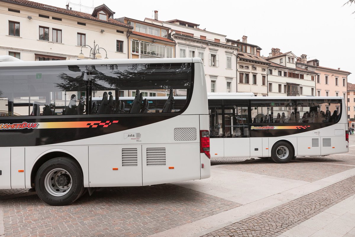 #Oggi #28marzo a #CortinadAmpezzo la presentazione dei nuovi #autobus #Dolomiti Bus! Dolomiti Bus S.p.a  dal 2017 è Sostenitore della Fondazione #Dolomiti #UNESCO grazie alla promozione e l’offerta di una #mobilitàsostenibile ed integrata nelle valli dolomitiche