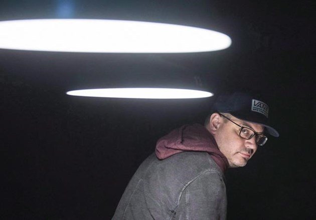 Musician Matthew Good collapses on stage during Edmonton show; taken to hospital: bit.ly/2I6Bxnd https://t.co/6qtBbPBJDd