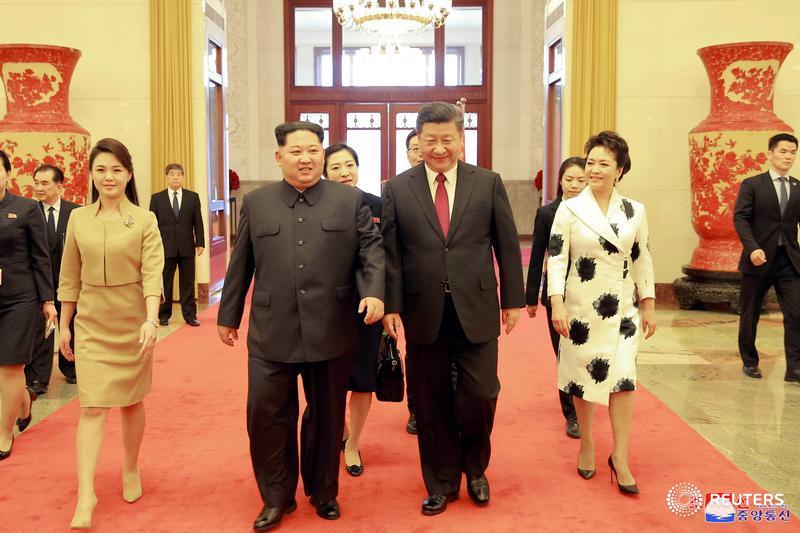 Reuters's tweet photo. North Korean leader Kim Jong Un pledges to denuclearize and meet U.S. officials, says China https://t.co/Jo3WTujMMR https://t.co/QO3m55oIqz