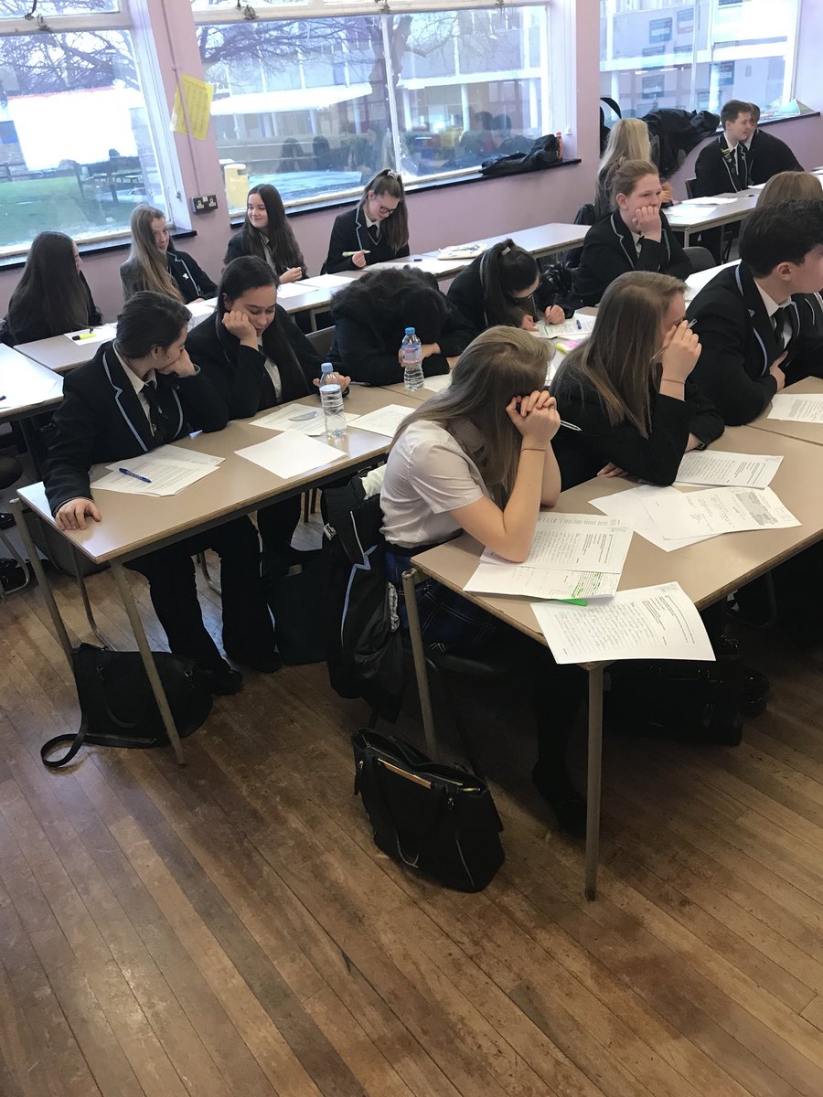MHAEnglish's tweet photo. @markhallacademy @SteveNewlands #letsnailquestion4 #AQAwe’rewaitingforyou y11 are going to succeed! https://t.co/nwz5nOTnL1