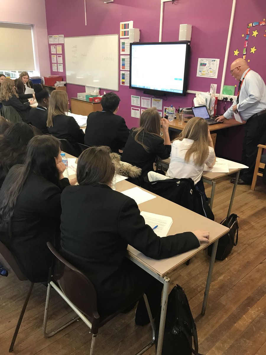 MHAEnglish's tweet photo. @markhallacademy @SteveNewlands #letsnailquestion4 #AQAwe’rewaitingforyou y11 are going to succeed! https://t.co/nwz5nOTnL1