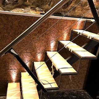 PrometeoCatania's tweet photo. #Illuminazione con #spotled incassati su scala in #legno 
_________________________________
#leddesign #stairs #woodstairs #illuminazioneled #lighting #lightart #lightingdesign https://t.co/vIKBIQFnQl