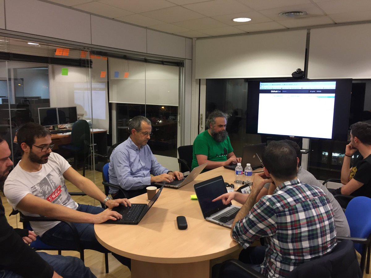 clojuredevsbcn's tweet image. Thanks to all attendees yesterday to our dojo about property-based testing bit.ly/2GDJqDH and to @GPMmonitoring for kindly hosting us