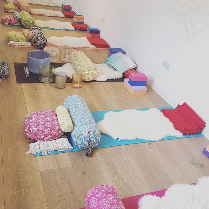chattrayoga's tweet photo. Love this set up. Take time to relax today.
Regram: lisapauleyyogawellness (Instagram) https://t.co/4vnqEFTC9n