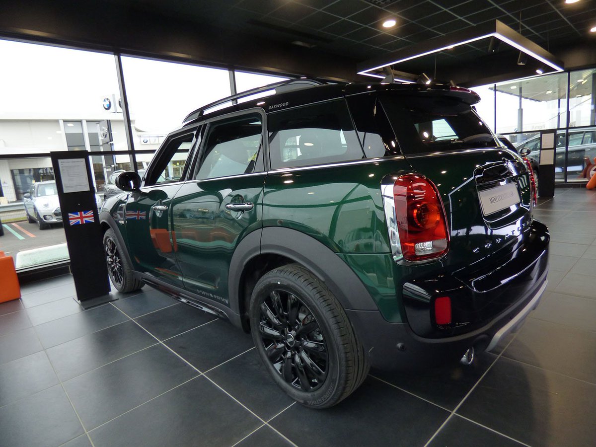 MINISTORETOURS's tweet photo. Chose promise, chose faite !
>> Voici le MINI Countryman édition OAKWOOD sous tous les angles (ou presque) 👇 https://t.co/JBLqVhEQfh