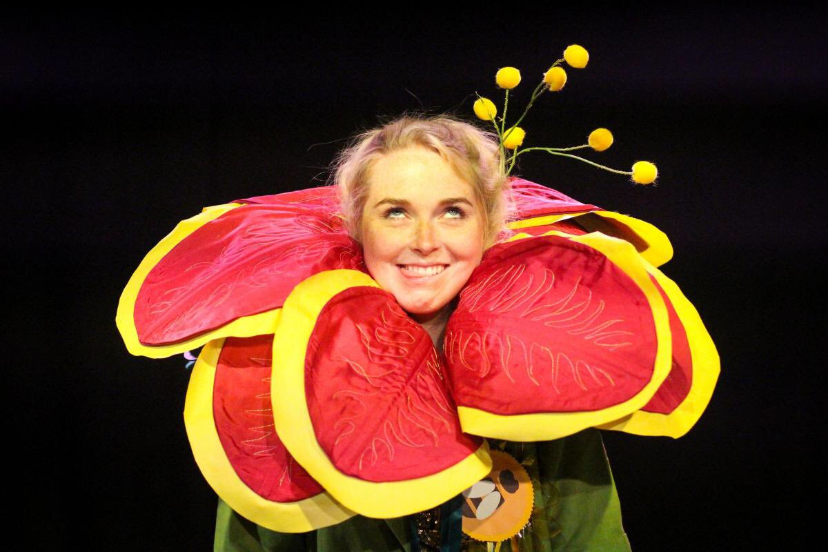 Need a reason to book for <a href="/ThisEgg_/">ThisEgg</a>’s Easter family treat, Me &amp; My Bee? Here are just a few...

★★★★ The Scotsman
★★★★ The Stage
★★★★ The List
★★★★ Three Weeks
★★★★ A Younger Theatre
★★★★ Ed Fest For Kids

stantonburytheatre.co.uk/whats-on/all-s…