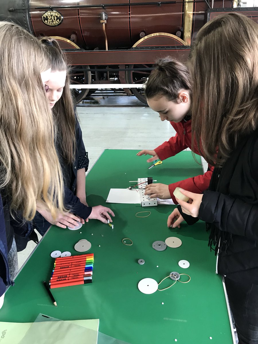 GreenfieldPArts's tweet photo. @LocomotionSHD @HitachiRailEU making our own cars for a competition between 8 teams #engineering #teamwork https://t.co/RJdgV0N8Yv