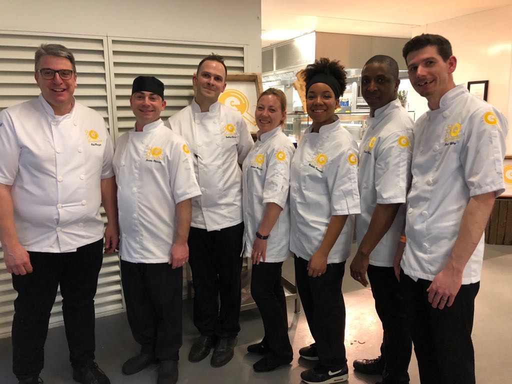 Bschefacademy's tweet photo. Our amazing #FoodEQ team 🤗 

Last night at the London Food Festival they showcased the Food EQ project recipes they have been working on.

@BaxterStorey @Searcys 

#bschefacademy #welovethisbusiness #Balance https://t.co/q3sA2cCwJb