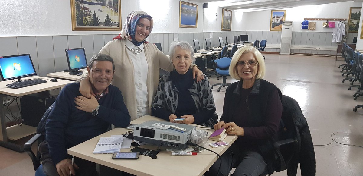 Bilgisayar dersinde Nursena hocamls birlikteyiz