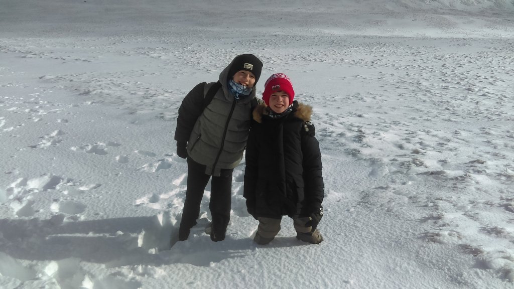 Make winter hiking with kids a great experience theoutdoorsdad.wordpress.com/2018/02/15/mak…