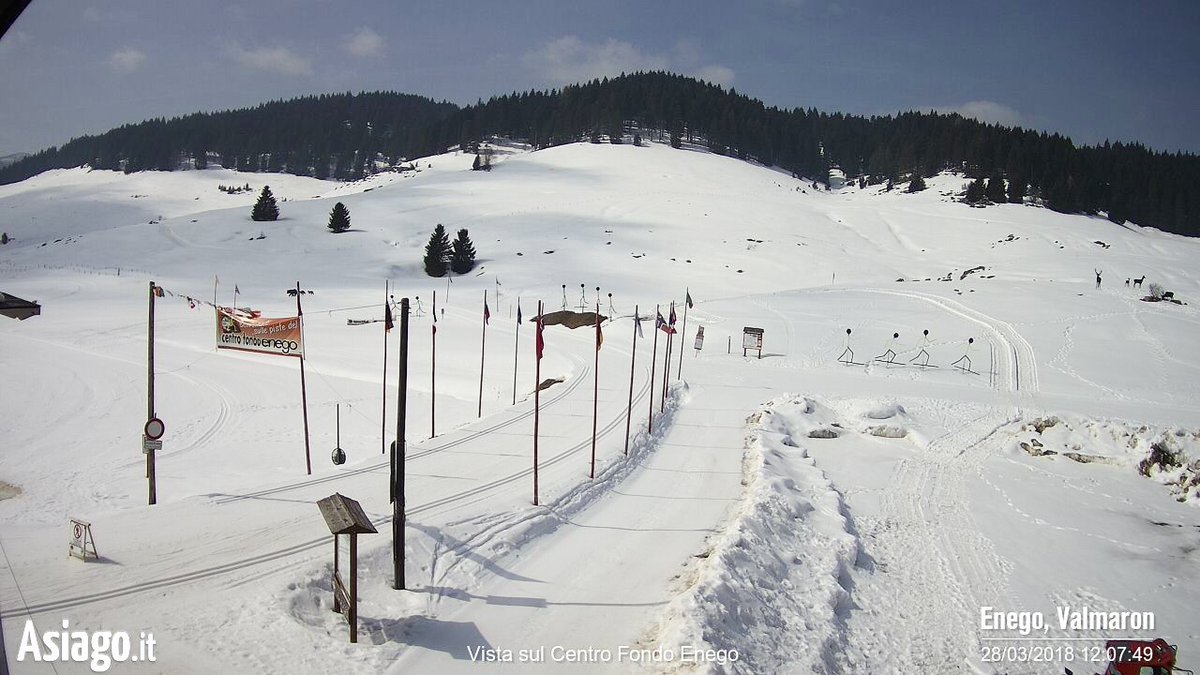 AsiagoIt's tweet photo. In #DIRETTA da #VALMARON, #ENEGO...
Oggi vi presentiamo le NUOVE #WEBCAM DI https://t.co/7ZZlAymnYa installate presso il Rifugio Valmaron e il Centro Fondo Enego!
Per vederle:
> RIFUGIO VALMARON: https://t.co/EvZ16jDx04
> CENTRO FONDO ENEGO: https://t.co/eLLbDrkrmj https://t.co/B9bSpj5jvF