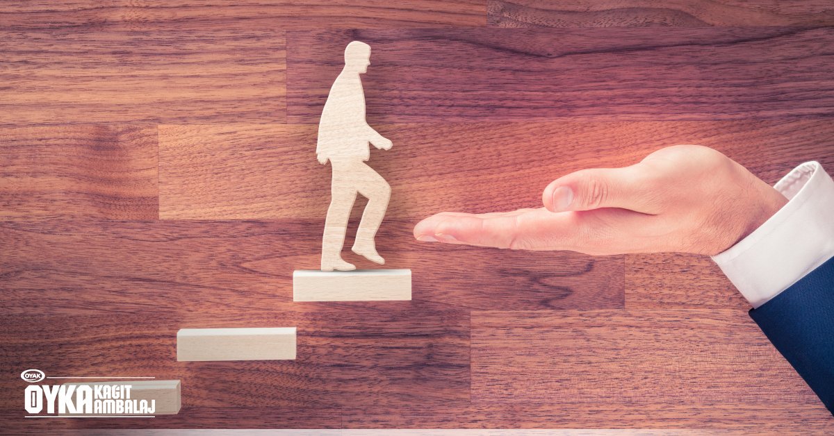 Çalışanlarımızın gelişimini yönlendirmenin, nitelikli ve kendine güvenen bir iş gücü ortaya çıkaracağını düşünüyoruz.