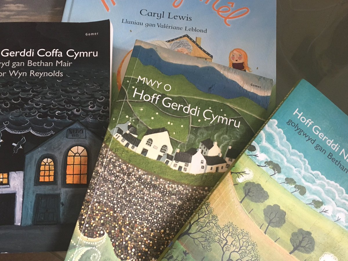 geiriau's tweet photo. Siarad am gloriau llyfrau ar @PrynhawnDaS4C heddiw, diolch i ysbrydoliaeth @collgwynfa a’i stori am glawr #unol gan #Kyffin https://t.co/lPk2G3MlH7