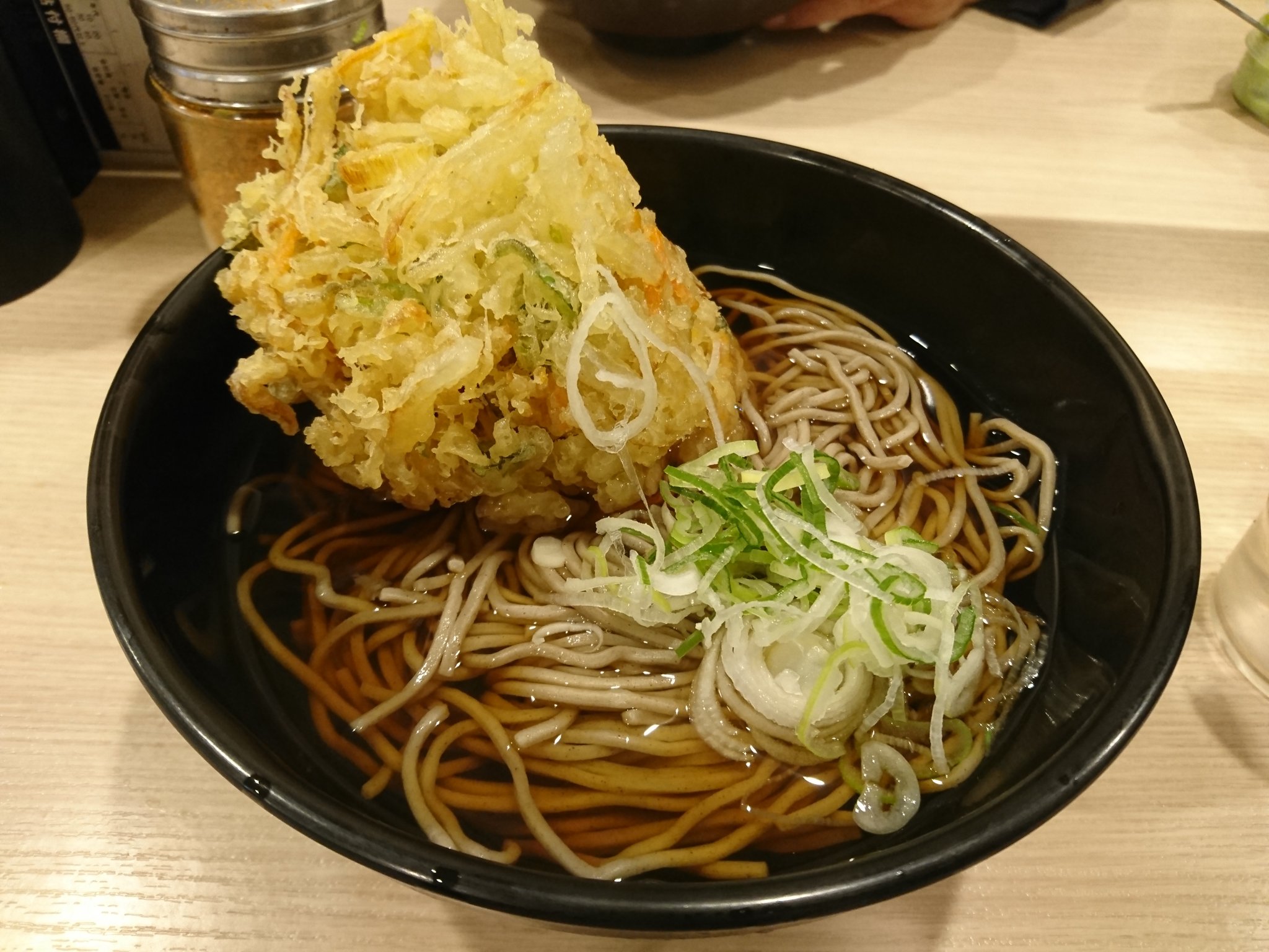 Twitter এ みけ Jr品川駅構内の吉利庵でかき揚げそば ここのかき揚げはとても大きくてボリュームありますね そば 立ち食いそば 吉利庵 品川駅 T Co 68qkyzmunq ট ইট র Twitter এ みけ Jr品川駅構内の吉利庵でかき揚げそば ここのかき揚げはとても大きくてボリュームありますね そば 立ち食いそば 吉利庵 品川駅 T Co 68qkyzmunq ট ইট র