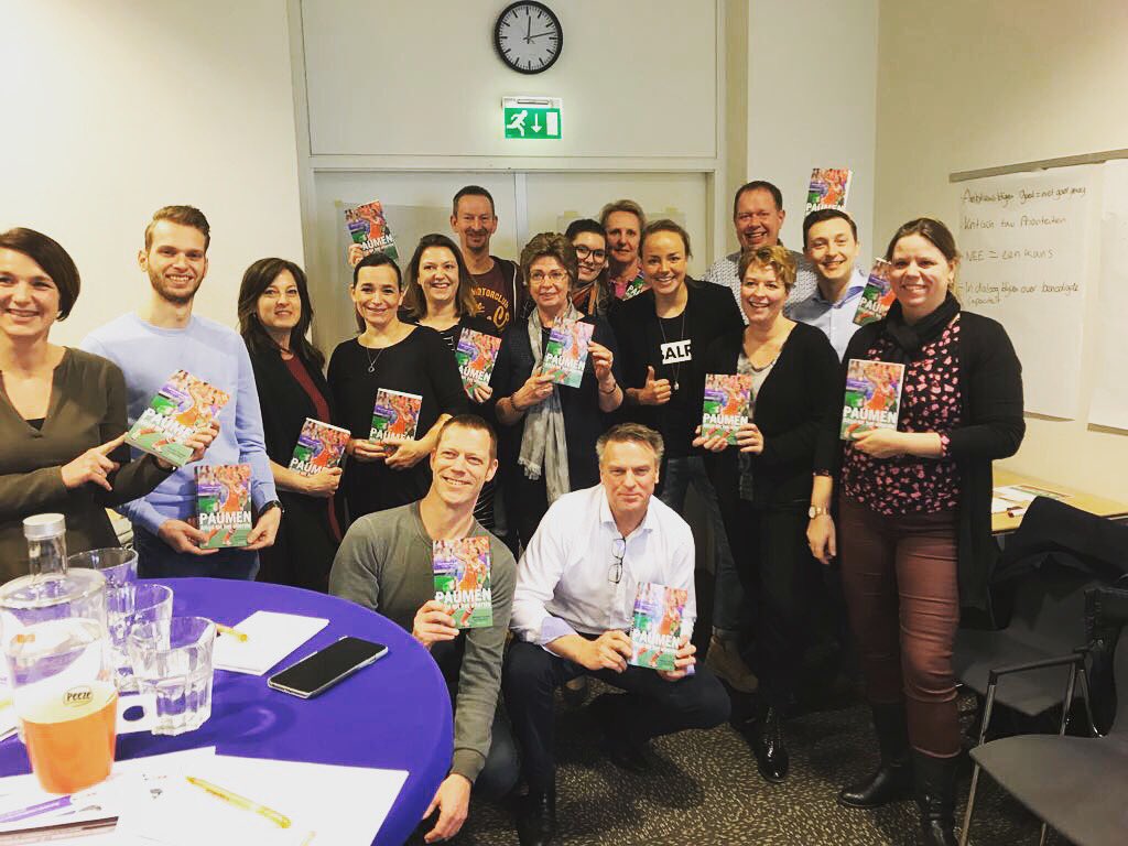 MaartjePaumen's tweet image. Leerzame sessie met Bovemij!! Wat zijn de belangrijkste eigenschappen van een winnend team?!? #businessmeetssports #presteren