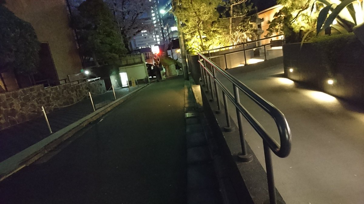 Sa_aaa0915's tweet photo. 有安杏果さんの
新しい聖地行ってきました！
https://t.co/0kOUPGWVSM
#有安杏果 #新聖地 #新宿帰り #写真写りたかった #ぼっち #また今度リベンジ #飲み物も飲む https://t.co/JnmdvejT7L