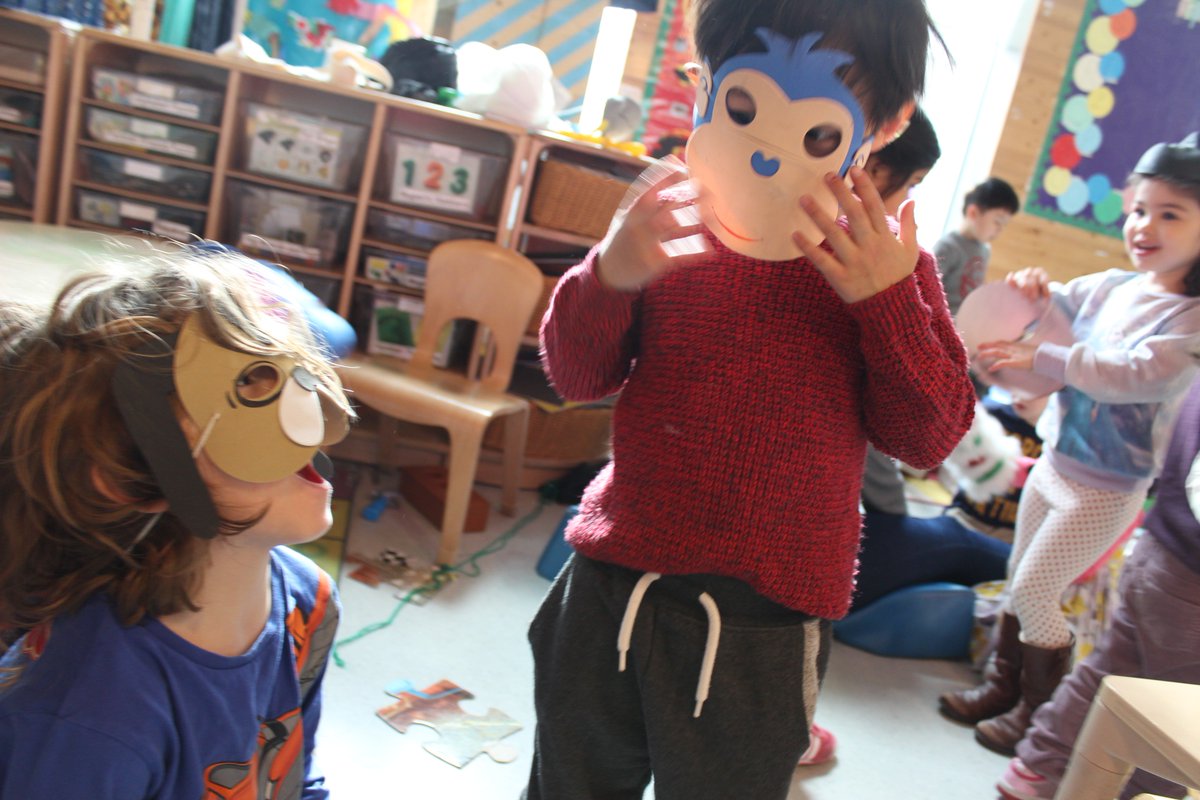 TheWorkshopLDN's tweet photo. On Saturday, 7 April join @ImaginationLdn and #Lambeth @Autism for a day of activities in the #ImaginationLab and the #EngineHall for children, adults, families, parents and professionals. Check their website for more info! https://t.co/BExR3vnvBN