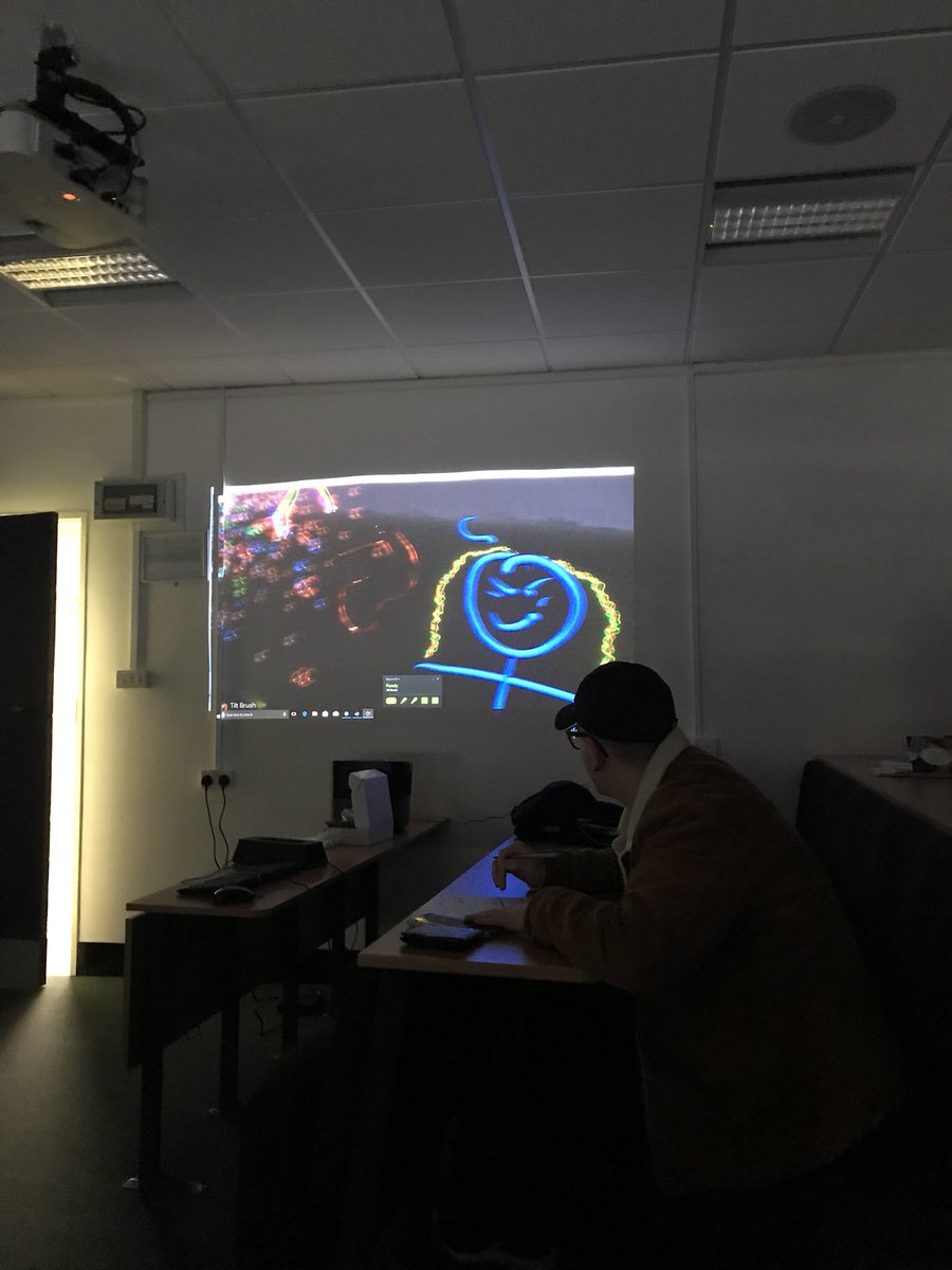 claireancient's tweet photo. .@UoPComputing second year students experimenting with VR https://t.co/Lm9Aktk94a