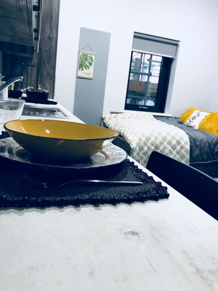 Cr0wnPlace's tweet photo. Check out our Standard studio only £167.50 per week inclusive of bills and WIFI. Organise a view today! #studentaccommodation @portsmouthuni @StudentMindsOrg #portsmouth #studentliving #crmstudents #newaccommodation #crownplace #portsmouthuni #studentliving #booknow https://t.co/BdHrmv6FFH