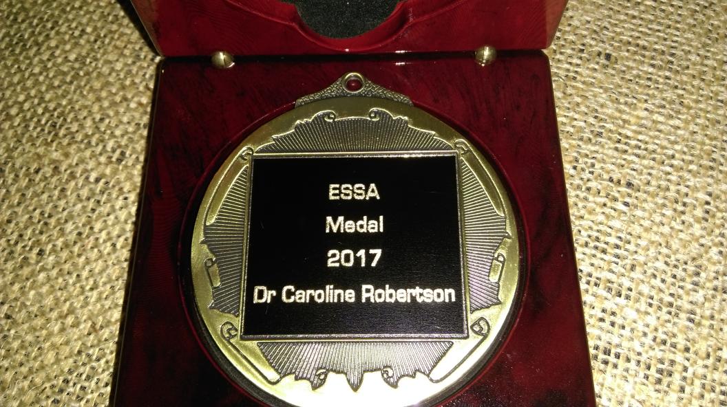 C_V_Robertson's tweet photo. Incredibly proud to be taking this home tonight from @ESSA_NEWS huge shout out to @fmarino64 for his mentorship & @NikkiTheresa @TeganKastelein @DanniGirard @Justaguy_inOz & @CharlesSturtUni for their support & sharing the PhD journey #teamwork #brainandexercise #womeninstem https://t.co/OKrxwwwuYe