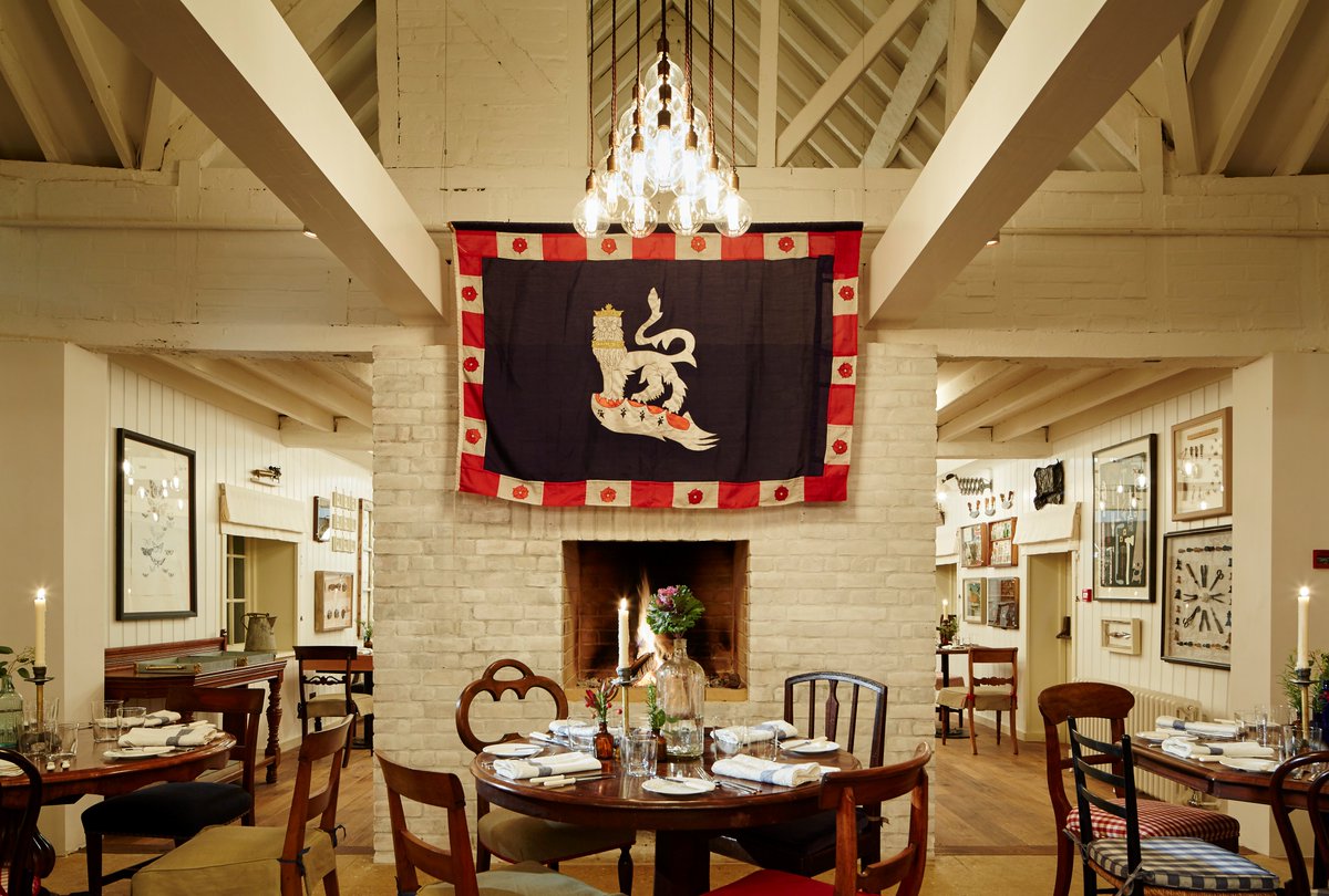 Ellie0Martin's tweet photo. Goodwood are so excited to host @The_HBAA Business Leaders Forum next month #GoodwoodEstate #HBAA #BusinessLeaders #EventProfs https://t.co/XmSbJsKdz2