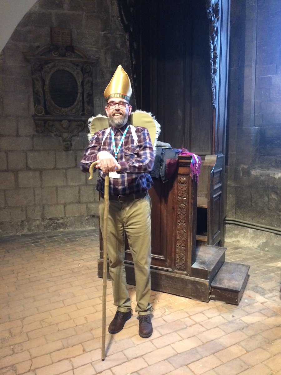 FloDerounian's tweet photo. Roaming @GlosCathedral with @atkinsradio preparing the Sunday broadcast on @BBCGlos on #projectpilgrim https://t.co/lcToegakzf