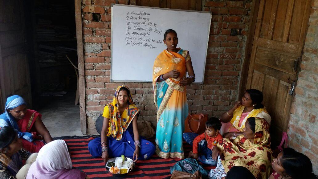 RGMVP's tweet photo. #SHG women @RGMVP conduct #MaternalNutrition Campaign at hamlet level in 120 blocks in Uttar Pradesh #UPCMP-II @BMGFIndia #WomenInHealth https://t.co/QPjo2Ws3L6